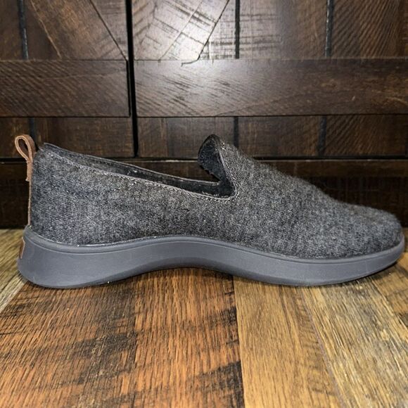 DR SCHOLLS Gray Moisture Wicking Cushioned Free Step & Go Slip On Flat Shoes Sz9 - Picture 10 of 16